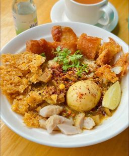 စက်မှုဒေါ်ညို_ငါးခူမုန့်ဟင်းခါးအနှစ်ထုတ်