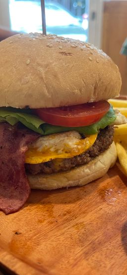 BURGERS AND SANWICHES