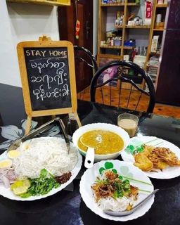 ဆရာဂျီး_မုန့်ဟင်းခါး