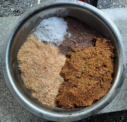 ဆရာဂျီး_ပုစွန်ငပိထောင်း