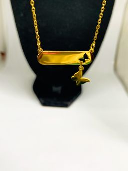 Collier barre papillon