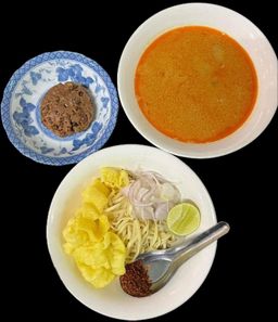 ဖွားဖွားလက်ရာ_အုန်းနို့ခေါက်ဆွဲဟင်းရည်ခြောက်ထုတ်