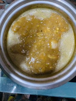 ခိုင်_ငါးခူ ငါးကျည်းမုန့်ဟင်းခါးအနှစ်ထုတ်