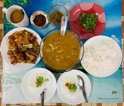 ခိုင်_ငါးခူ ငါးကျည်းမုန့်ဟင်းခါးအနှစ်ထုတ်