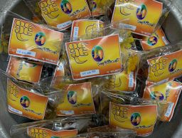 ခိုင်_သရက်သီးသနပ်