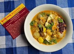 ပန်းခရေ Kitchen_ရန်ကုန်မုန့်ဟင်းခါးအနှစ်ထုတ် 