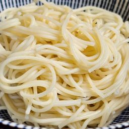 ပန်းခရေ Kitchen_အသင့်စားအုန်းနို့ခေါက်ဆွဲ (တစ်ပွဲစာ)