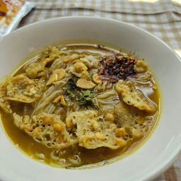 ပန်းခရေ Kitchen_အသင့်စားငါးခူမုန့်ဟင်းခါး (တစ်ပွဲစာ)