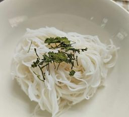 ပန်းခရေ Kitchen_အသင့်စားငါးခူမုန့်ဟင်းခါး (တစ်ပွဲစာ)