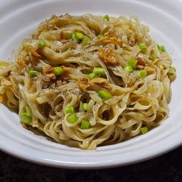 ပန်းခရေ Kitchen_အသင့်စားဆီချက်ခေါက်ဆွဲ (တစ်ပွဲစာ)