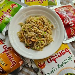 ပန်းခရေ Kitchen_အသင့်စားဆီချက်ခေါက်ဆွဲ (တစ်ပွဲစာ)