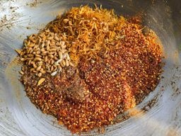 ပန်းခရေ Kitchen_ပုစွန်ခြောက်မြေပဲဘာလချောင်ကြော်