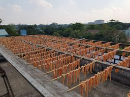 ပန်းခရေ Kitchen_အသင့်စားကြက်သားခြောက်မီးကင်