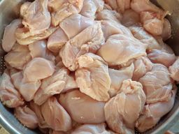 ပန်းခရေ Kitchen_အသင့်စားကြက်သားခြောက်မီးကင်