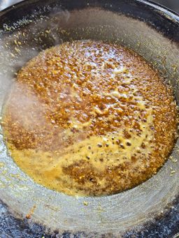 ပန်းခရေ Kitchen_မန်းလေးငံပြာရည်ချက်