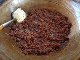 ပန်းခရေ Kitchen_မန်ကျည်းသီးစိမ်းဘာလချောင်ကြော်