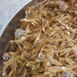 ပန်းခရေ Kitchen_ငါးနီတူခြောက်ကြော်