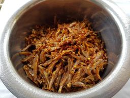 ပန်းခရေ Kitchen_ငါးနီတူခြောက်ကြော်