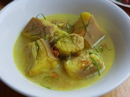 ပန်းခရေ Kitchen_နှမ်းဖတ်ချဥ်ကြော်