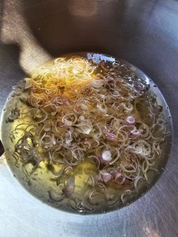 ပန်းခရေ Kitchen_ပုန်းရည်ကြီးကြော်