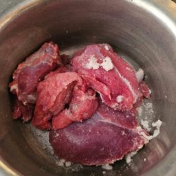 ပန်းခရေ Kitchen_ဆိတ်၊ အမဲ ဟင်းချက်အနှစ်ထုတ် (အိုးကြီးနှပ်)