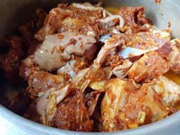 ပန်းခရေ Kitchen_ကလယ်ချက် ဟင်းအနှစ်ထုတ်