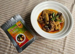 ပန်းခရေ Kitchen_ကြက်ကာလသား ဟင်းချက်အနှစ်ထုတ်