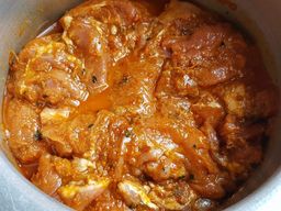 ပန်းခရေ Kitchen_ဆိတ်၊ အမဲ ဟင်းချက်အနှစ်ထုတ် (ဆီပြန်ချက်) 