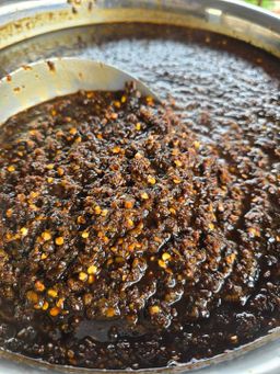 ပန်းခရေ Kitchen_အသင့်စား ငပိရည်ကျို Collection