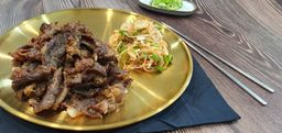 Brisket bulgogi + onion/green onion (completely cooked / Angus beef brisket 200g : Weight before cooking)