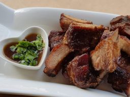 ပန်းခရေ Kitchen_အသားငါးအကင် မဆလာ