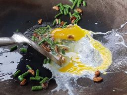 ပန်းခရေ Kitchen_ထမင်းကြော် မဆလာ 