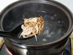 ပန်းခရေ Kitchen_ပဲပုပ်မီးကင်ထောင်း