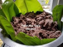 ပန်းခရေ Kitchen_မျှင်စိမ်းစားငပိပေါင်း