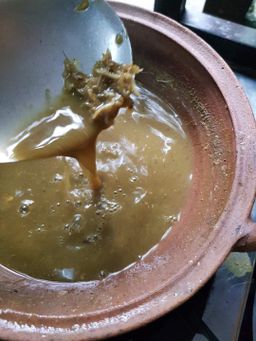 ပန်းခရေ Kitchen_ငပိရေကျို Collection