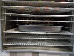 ပန်းခရေ Kitchen_အသင့်စားငပိရေကျိုထုတ် (တစ်ခါစား)