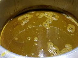 ပန်းခရေ Kitchen_အသင့်စားငပိရေကျိုထုတ် (တစ်ခါစား)