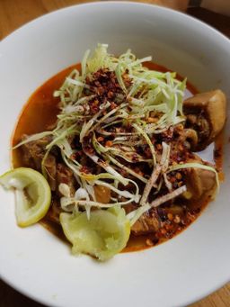 ပန်းခရေ Kitchen_ပန်းသေးခေါက်ဆွဲဟင်းချက်အနှစ်ထုတ်