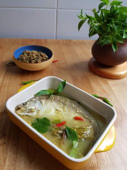 ပန်းခရေ Kitchen_ငါးဆန်လှော်ရေချိုအနှစ်