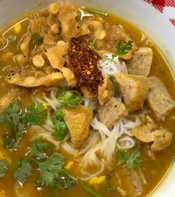 ဒယ်အိုးကြီး_ဟင်္သာတမုန့်ဟင်းခါးအနှစ်