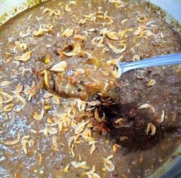 ရွှေဆင့်_ပအုံးရည်