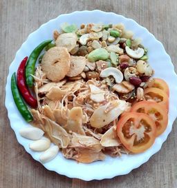 ရွှေဆင့်_လက်ဖက်နှပ် နှင့် ပဲကြော် Collection 