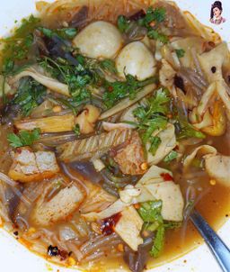 လုံမ_အသင့်စား ငါးကျည်းကျပ်တိုက် ကြာဆံချက် အနှစ်ထုတ်