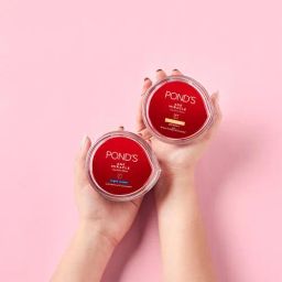 Ponds Age Miracle Wrinkle Corrector SPF 15 PA++ Day Cream, 35 g