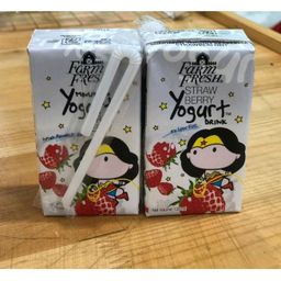 UHT Strawberry 125ML (6 pcs)