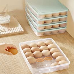 Stackable egg tray 