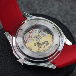Singapore Red Aquanaut (44MM)