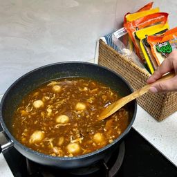 Easy Way_အသင့်ချက် ကော်ရည်ခေါက်ဆွဲ Collection