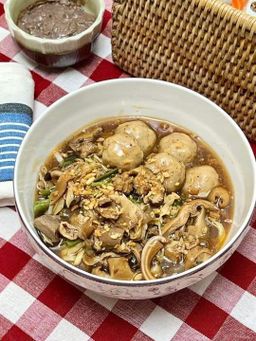 Easy Way_အသင့်ချက် ကော်ရည်ခေါက်ဆွဲ Collection