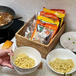 Easy Way_အသင့်ချက် ကော်ရည်ခေါက်ဆွဲ Collection